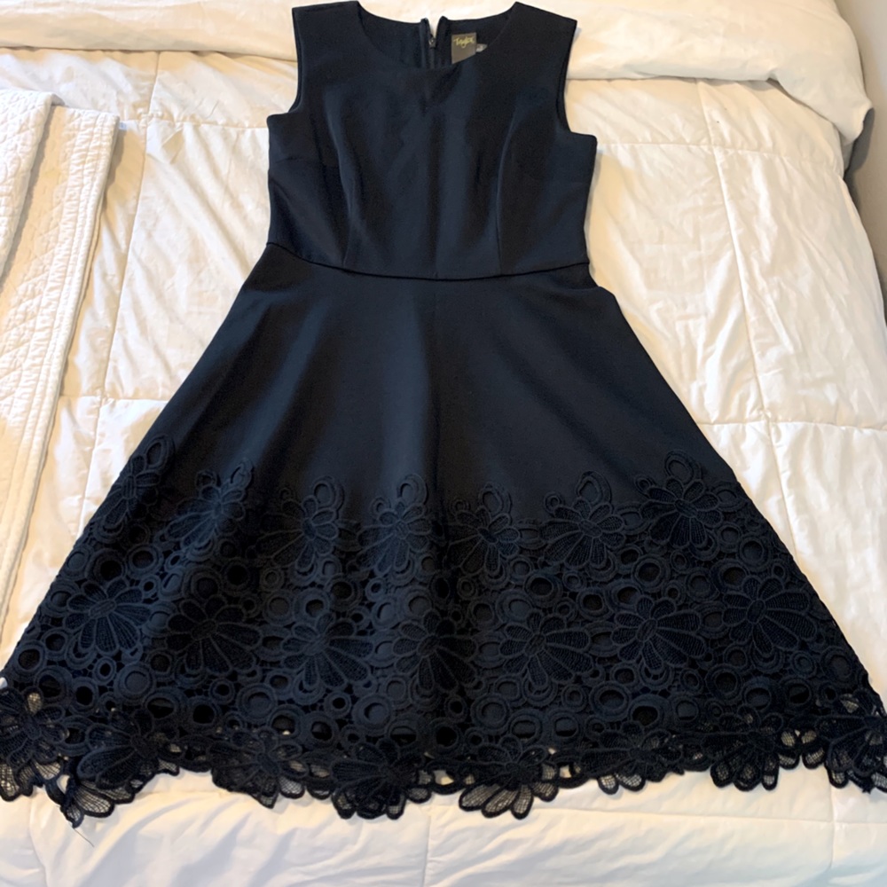 🌸Taylor LBD